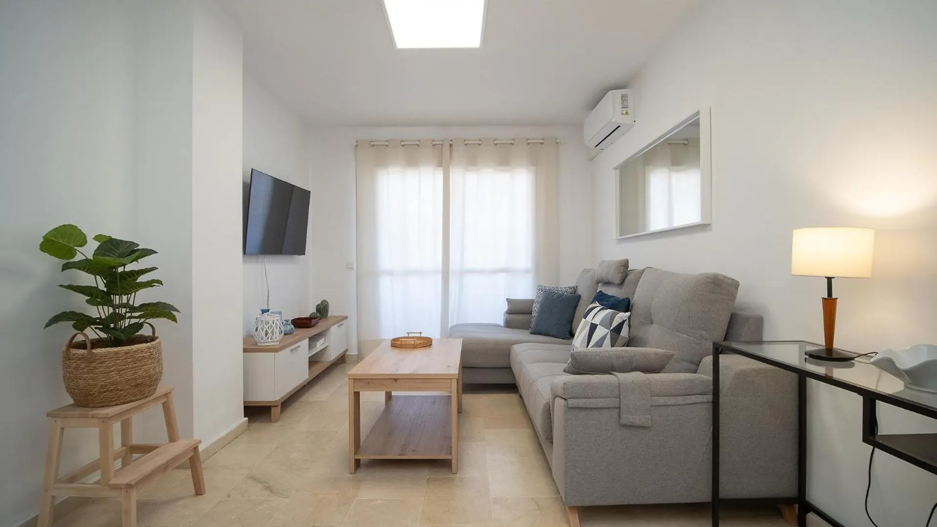 Sibs Sanlucar Camelias Apartment Sanlucar de Barrameda Spain